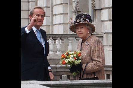 Picture of Queen Elizabeth II at Somerset House in 2015, pictured with Charles Wellesley, 9th Duke of Wellington, then Chairman of King’s College London Council